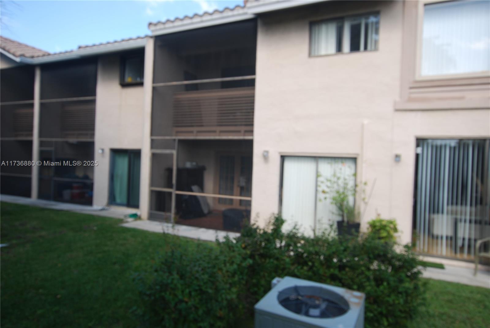 Residential, Coral Springs, Florida image 4