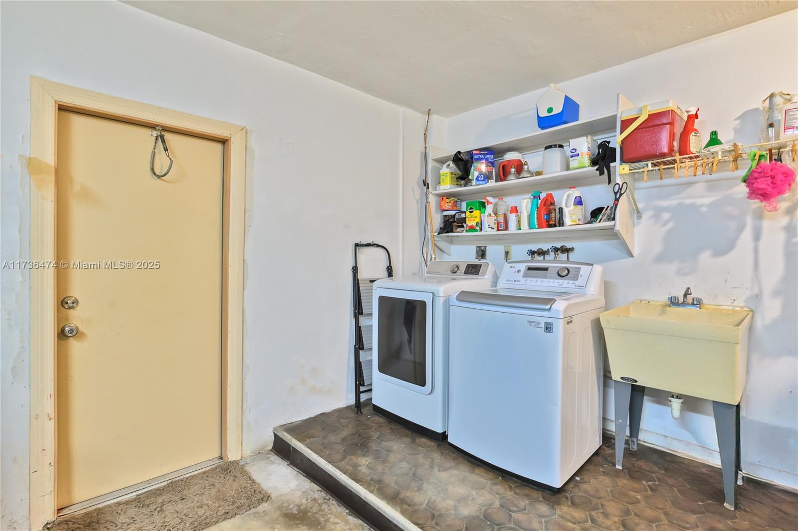 Listing Photo 33