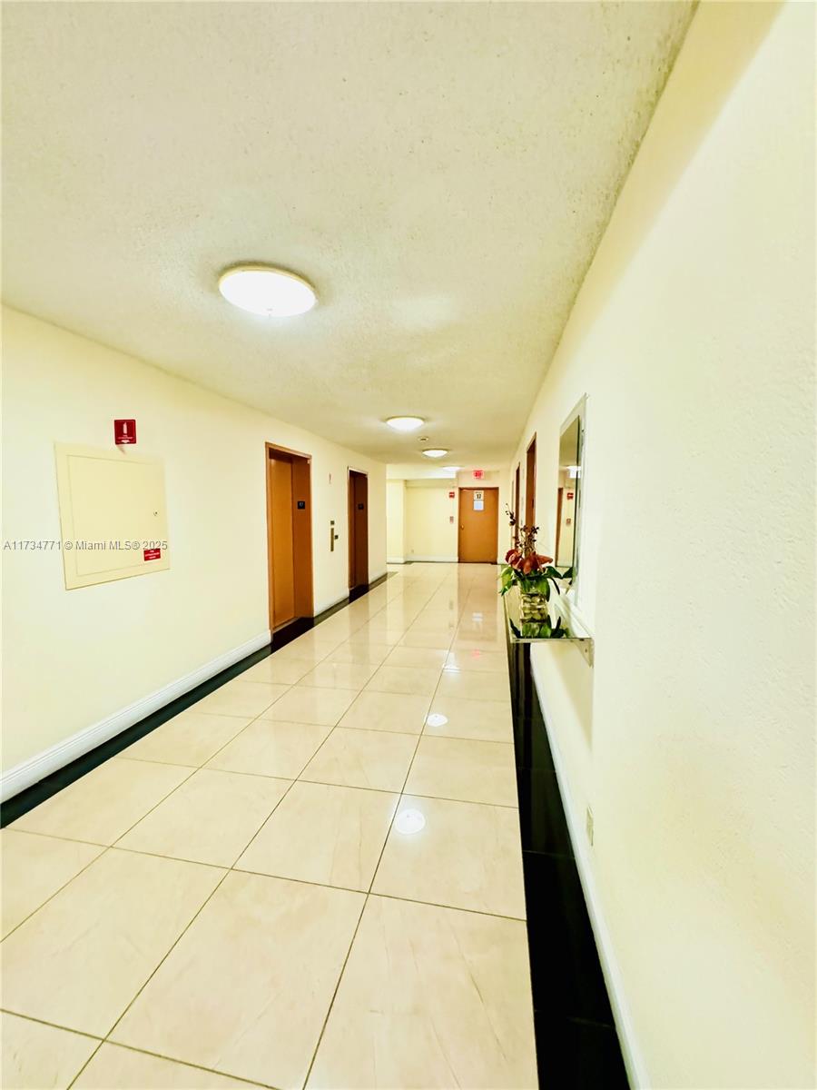 600 Three Islands Blvd #1707, Hallandale Beach, Florida image 30