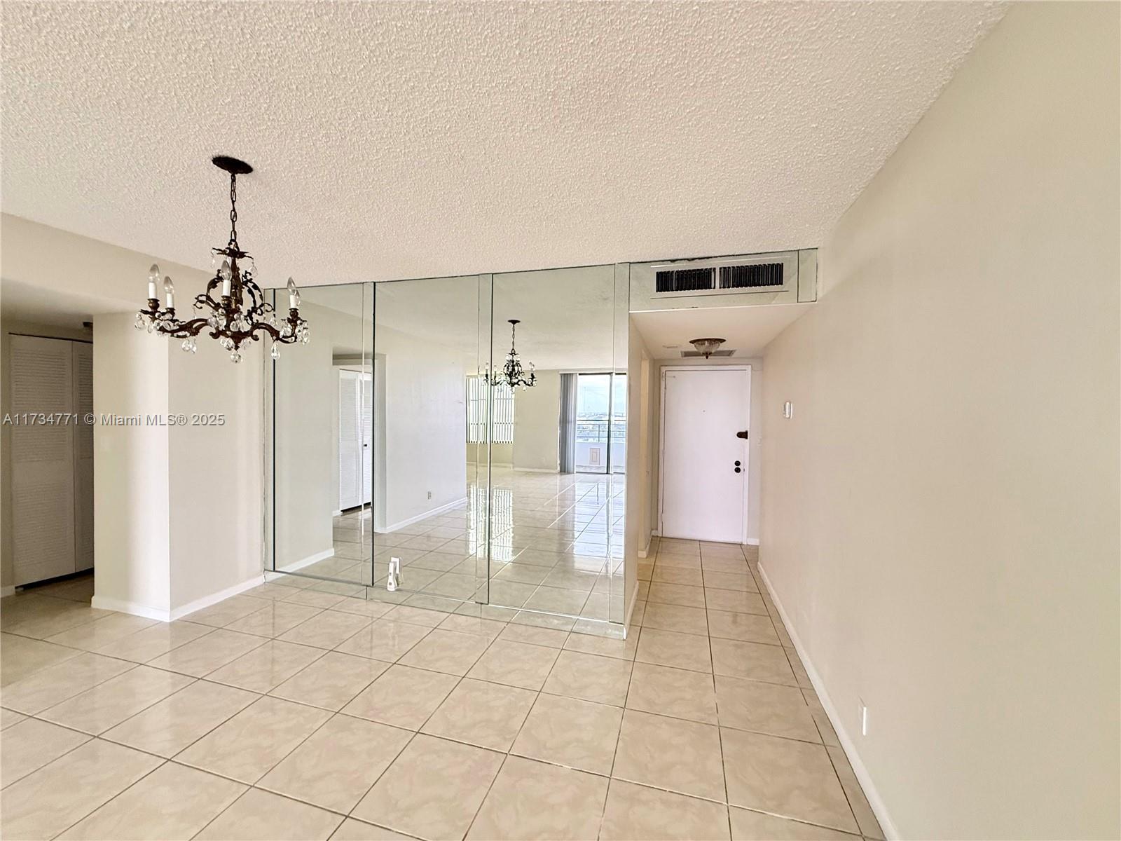 600 Three Islands Blvd #1707, Hallandale Beach, Florida image 5