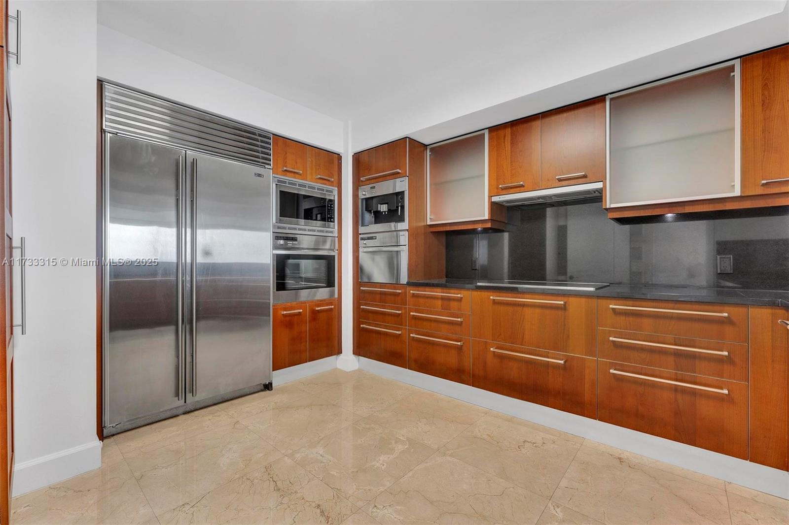 1331 Brickell Bay Dr #3807, Miami FL 33131
