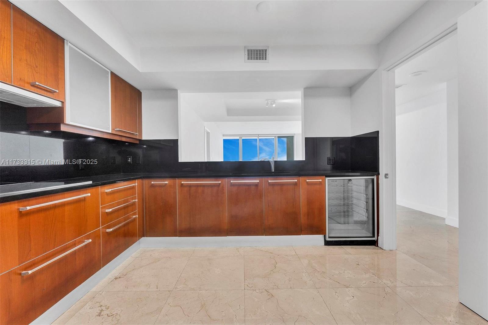 1331 Brickell Bay Dr #3807, Miami FL 33131