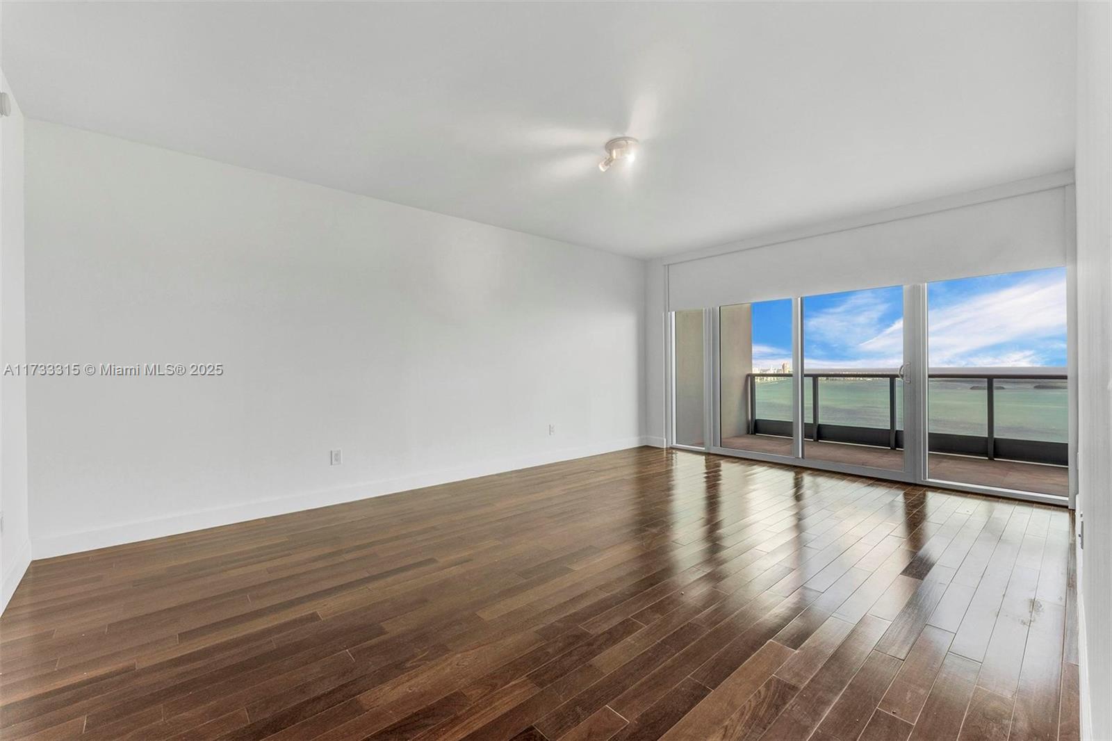 1331 Brickell Bay Dr #3807, Miami FL 33131