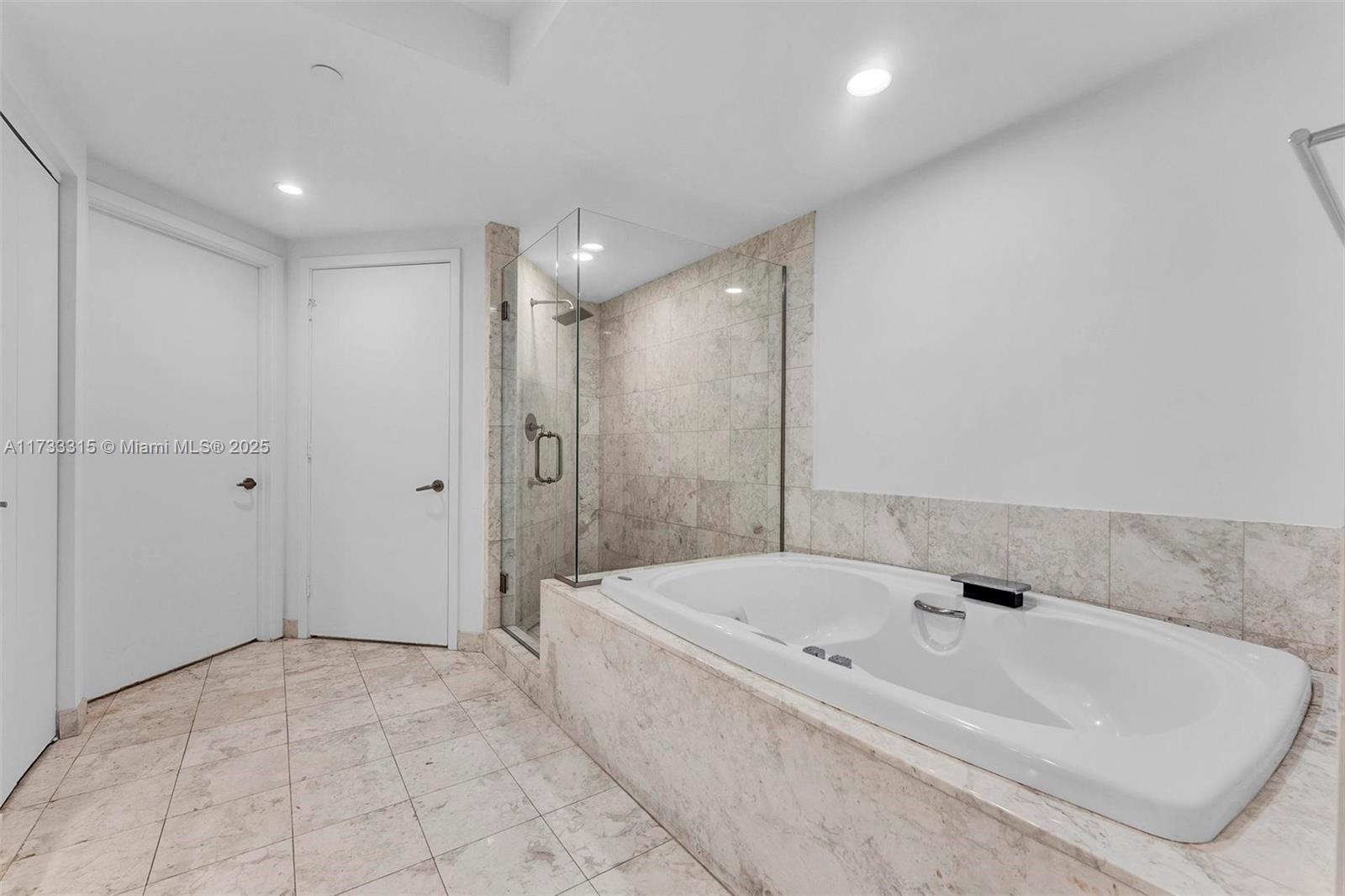 1331 Brickell Bay Dr #3807, Miami FL 33131