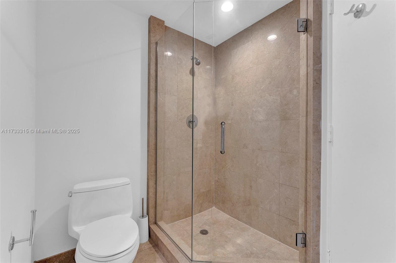 1331 Brickell Bay Dr #3807, Miami FL 33131