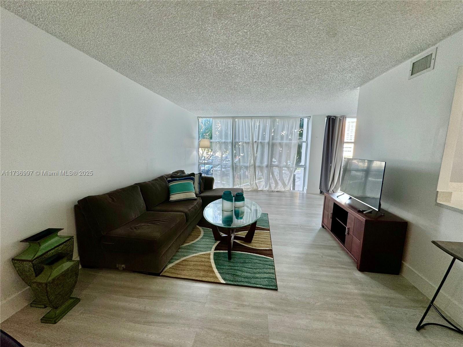 1000 Parkview Dr #202, Hallandale Beach, Florida image 16