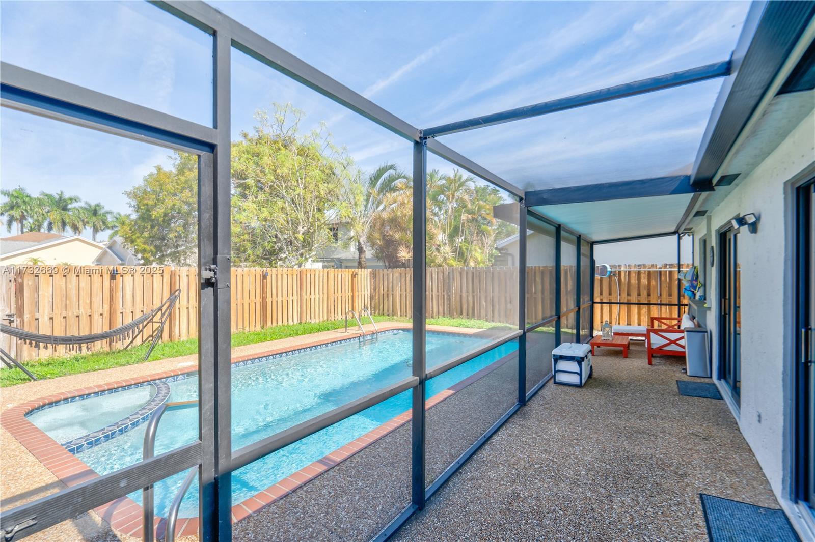 10151 NW 32nd St, Sunrise, Florida image 15