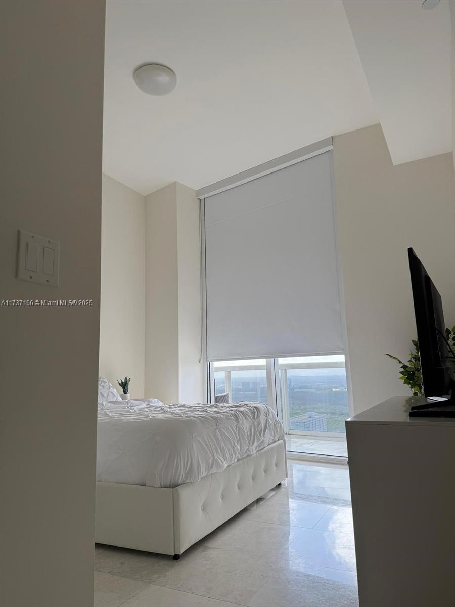 15901 Collins Ave #3505, Sunny Isles Beach FL 33160