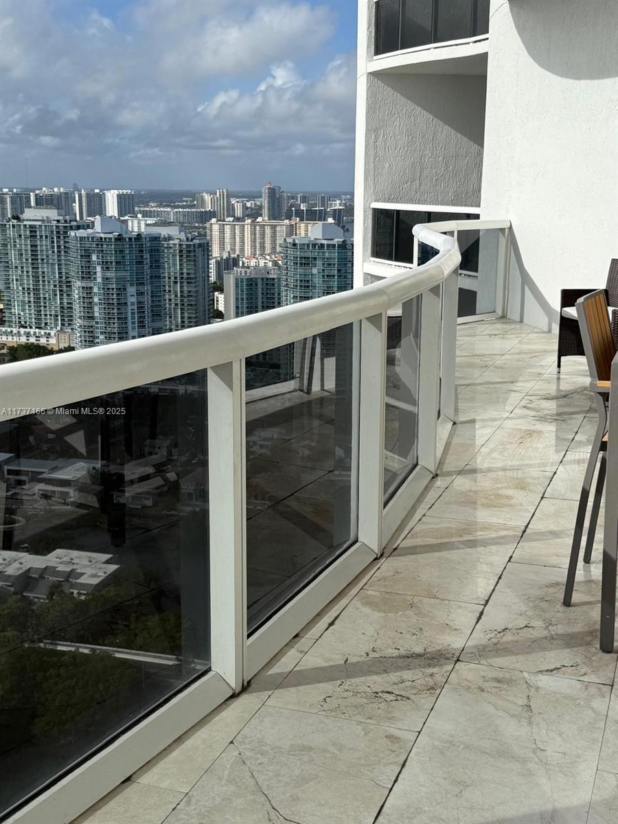 15901 Collins Ave #3505, Sunny Isles Beach FL 33160