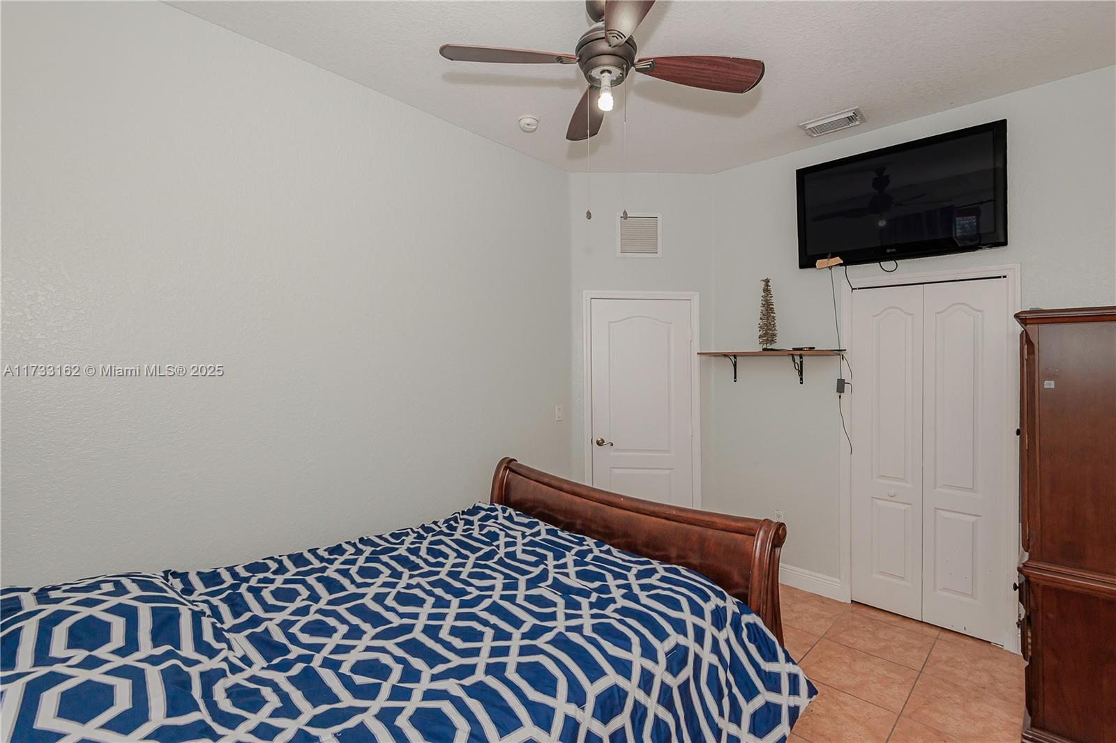 8767 NW 139th Ter, Miami Lakes, Florida image 23