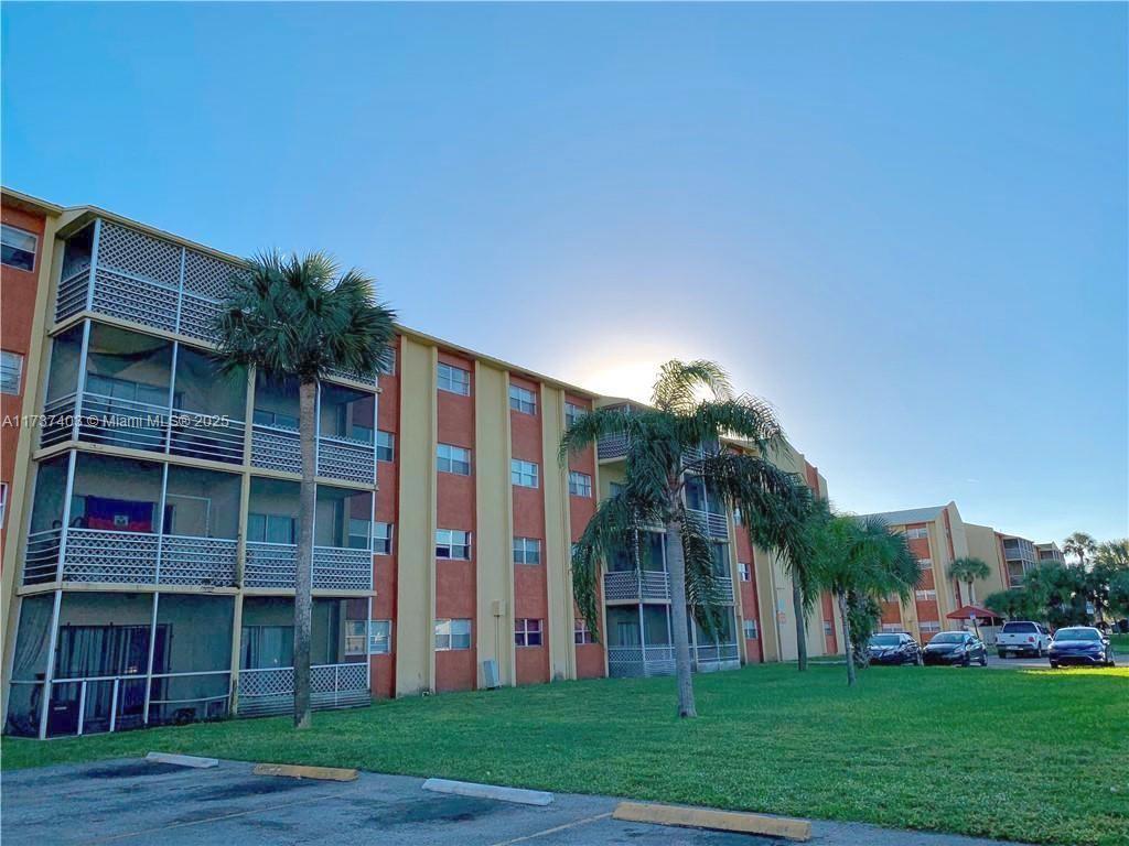 3610 NW 21st St #205, Lauderdale Lakes, Florida image 15