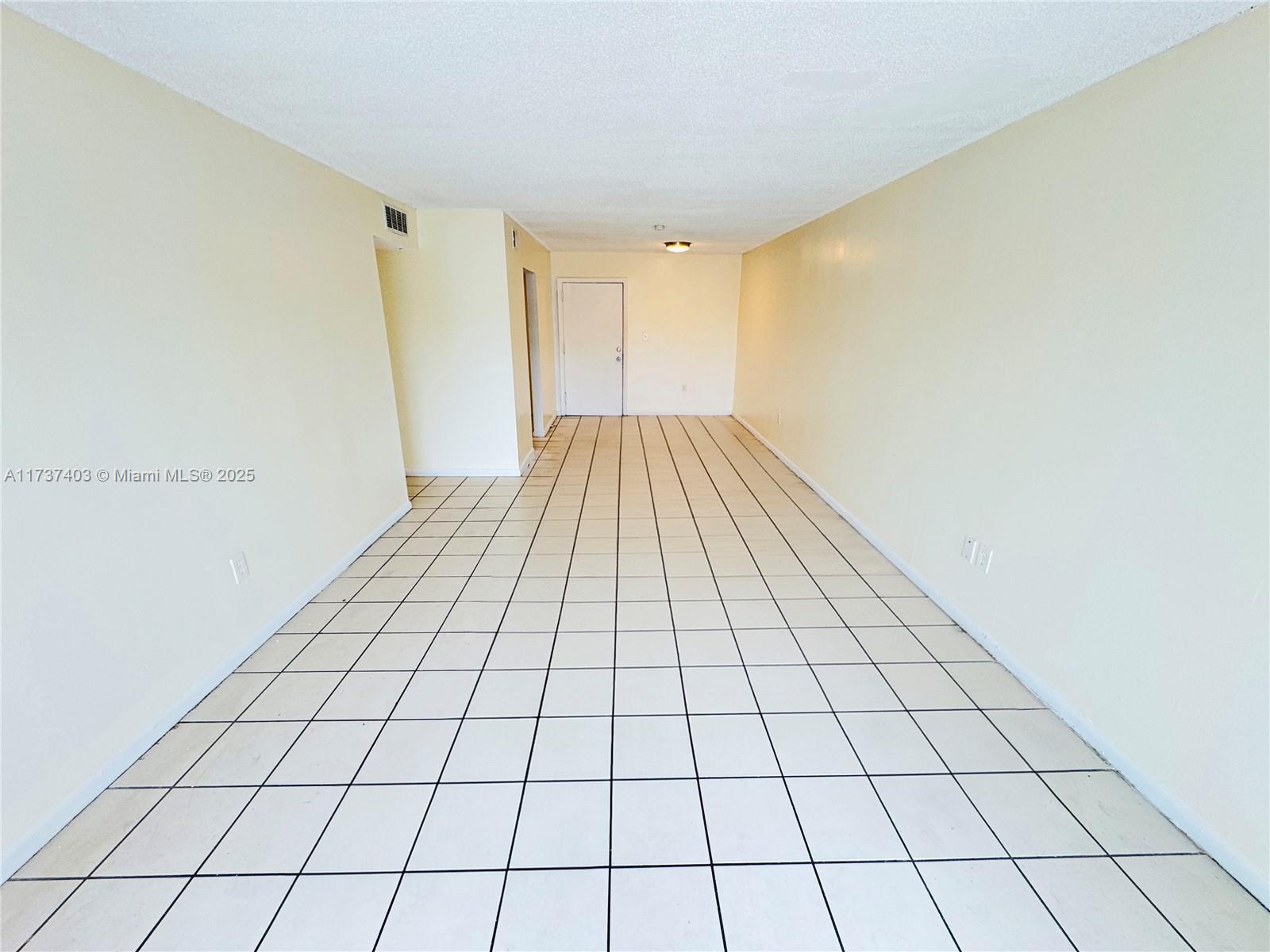 3610 NW 21st St #205, Lauderdale Lakes, Florida image 3