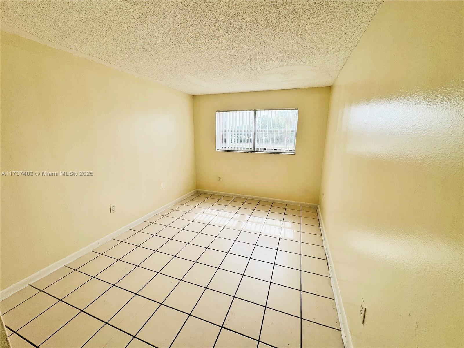 3610 NW 21st St #205, Lauderdale Lakes, Florida image 7