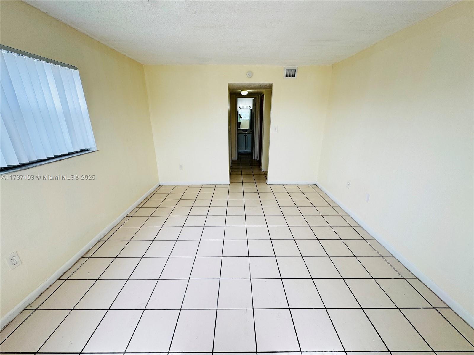 3610 NW 21st St #205, Lauderdale Lakes, Florida image 9