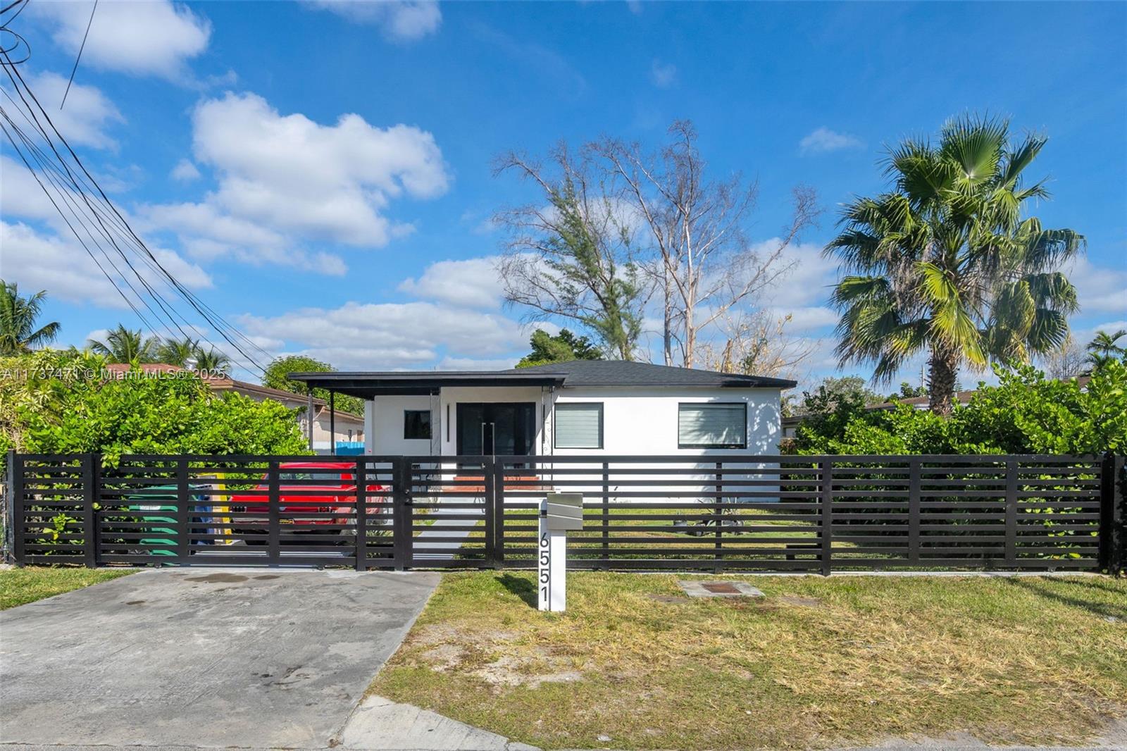 Listing Photo 19