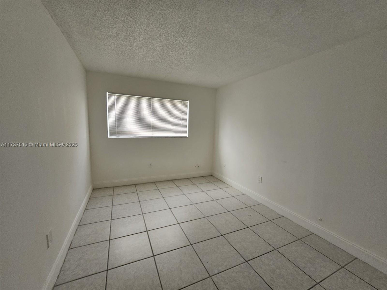 3710 NW 21st St #310, Lauderdale Lakes, Florida image 8