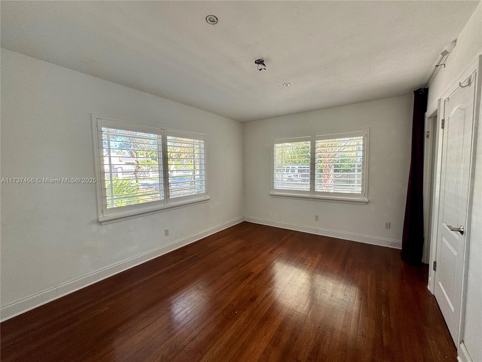 Listing Photo 13
