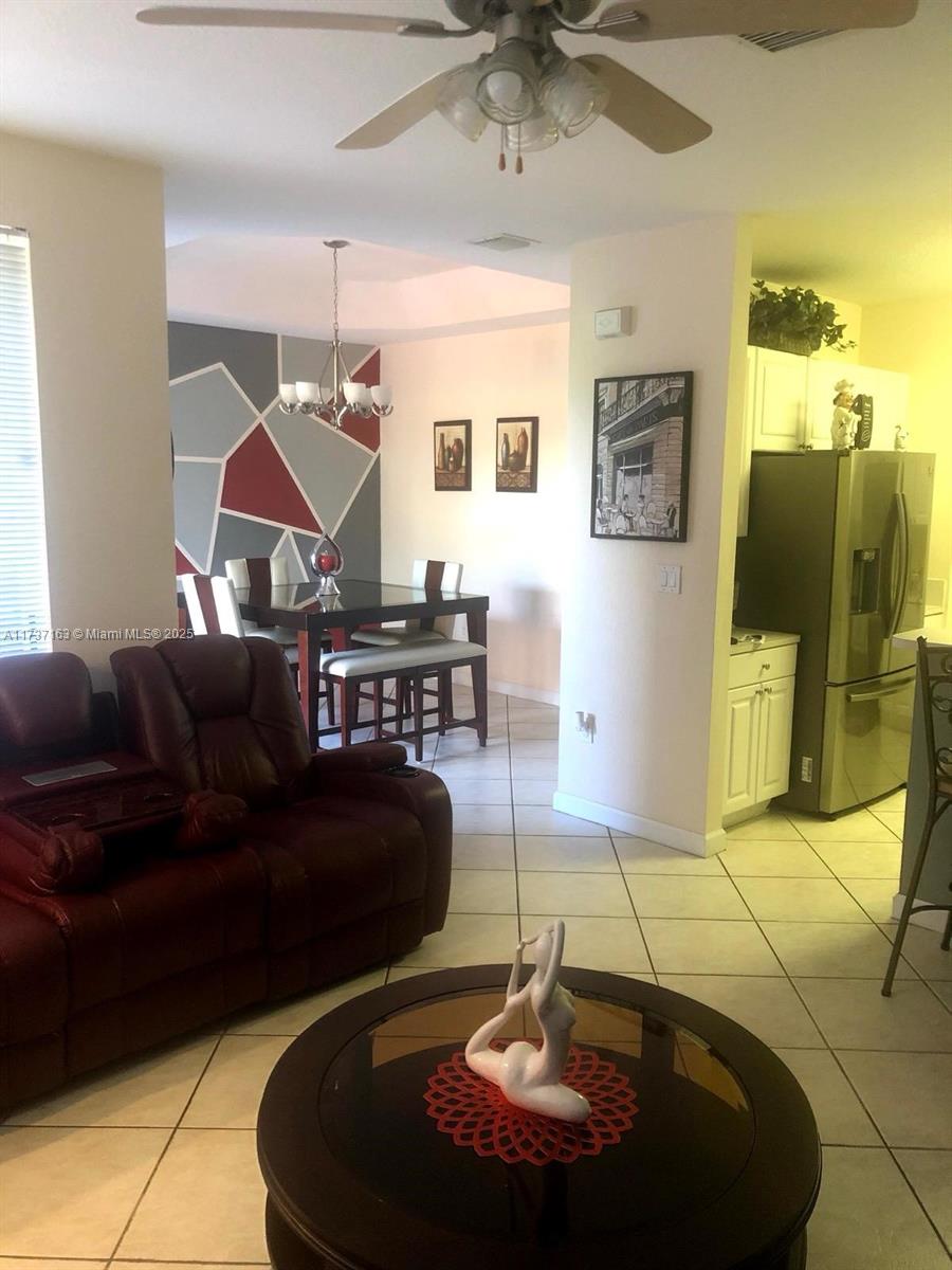 11378 NW 72nd Ter, Doral, Florida image 3
