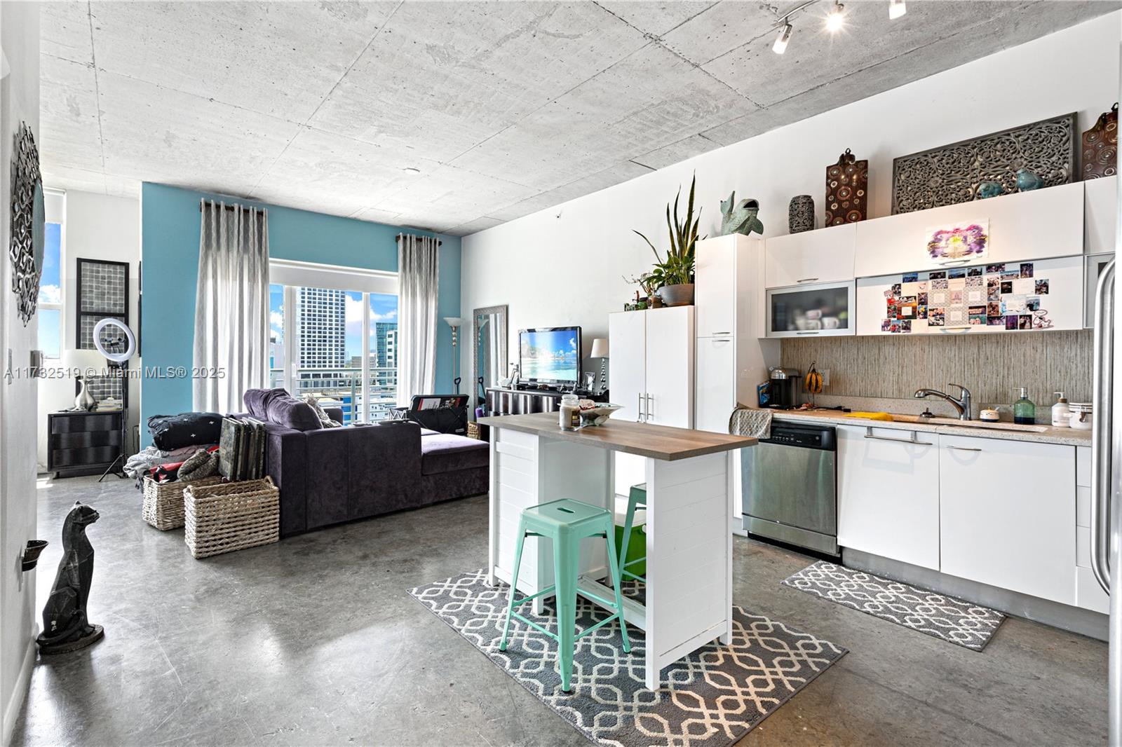 133 NE 2nd Ave #1109, Miami FL 33132