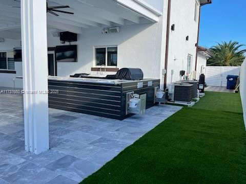 Listing Photo 11