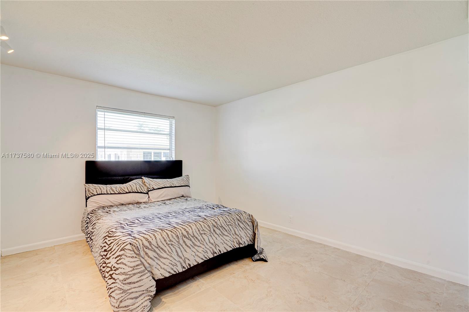 700 Layne Blvd #113, Hallandale Beach, Florida image 18