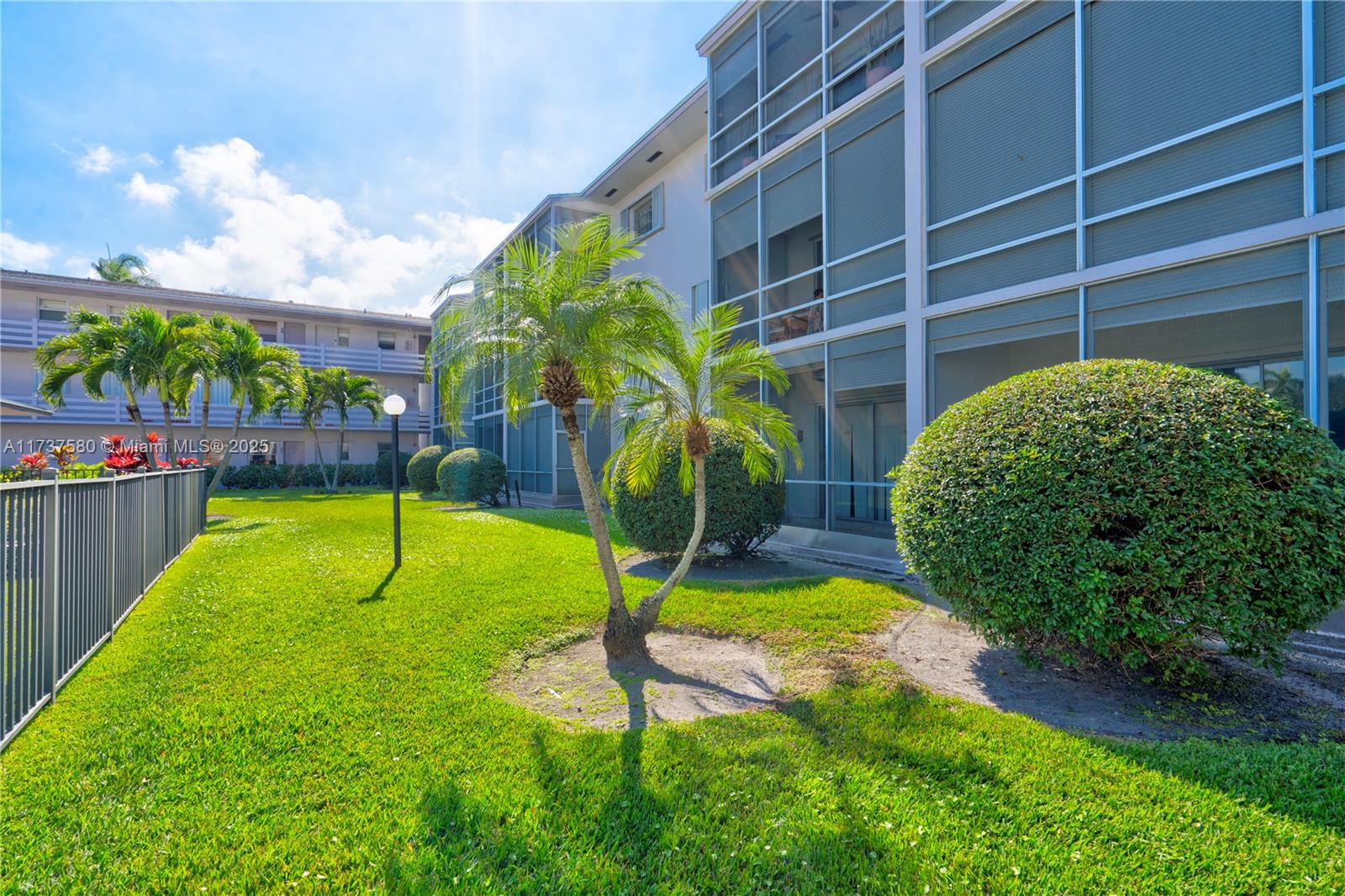 700 Layne Blvd #113, Hallandale Beach, Florida image 30