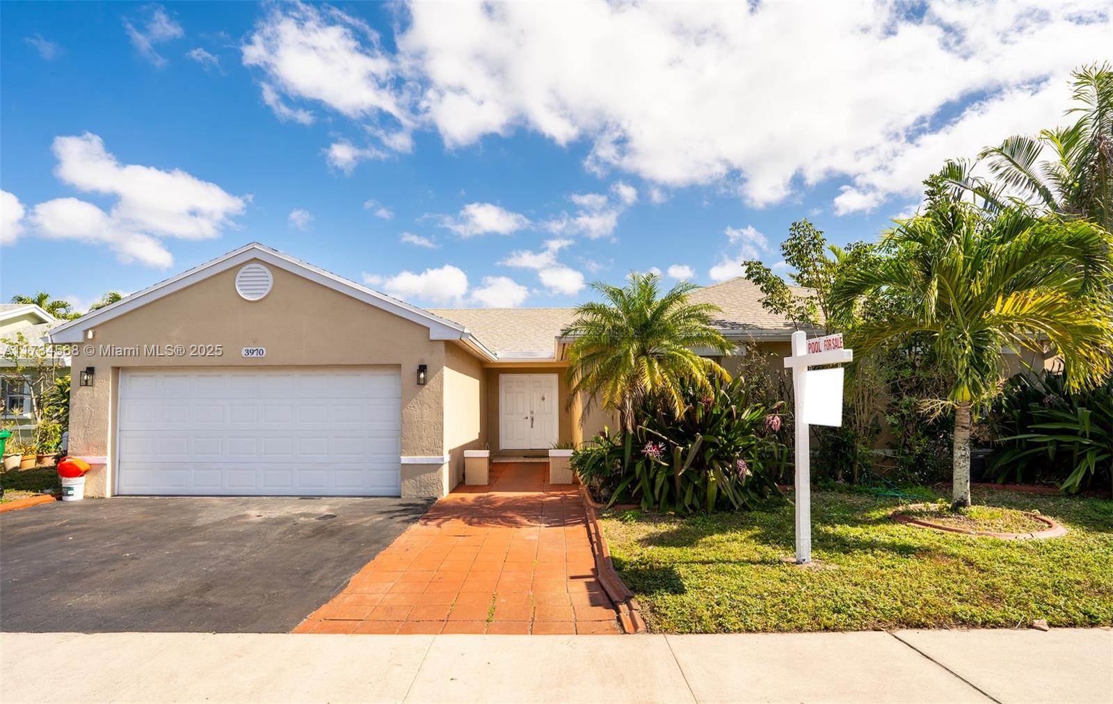 3970 SW 72nd Way, Davie, Florida image 2