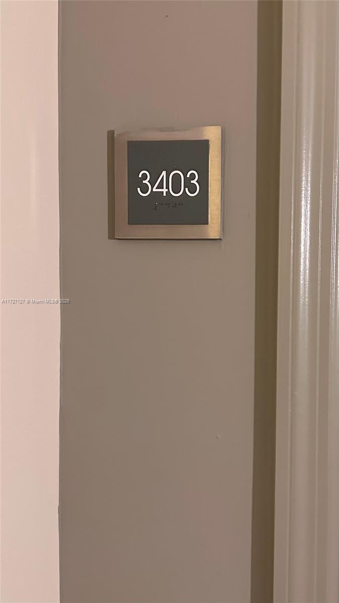 950 Brickell Bay Dr #3403, Miami, Florida image 2