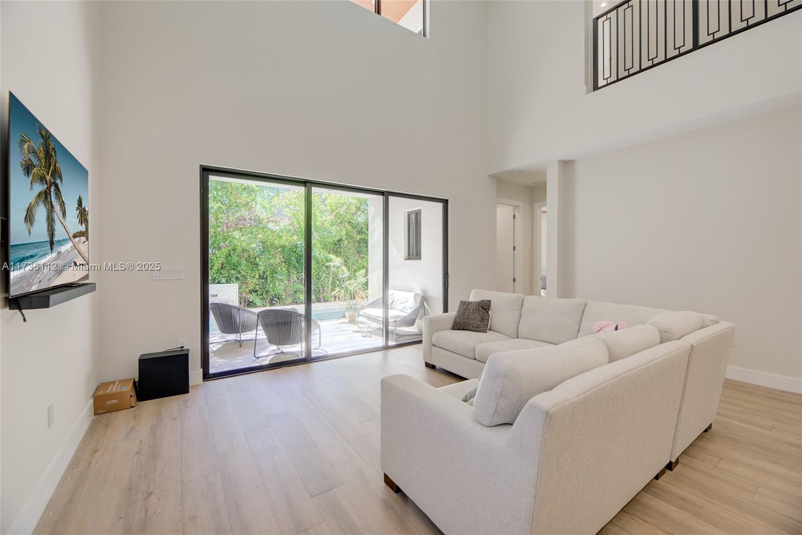 3480 Oak Ave, Coconut Grove, Florida image 15