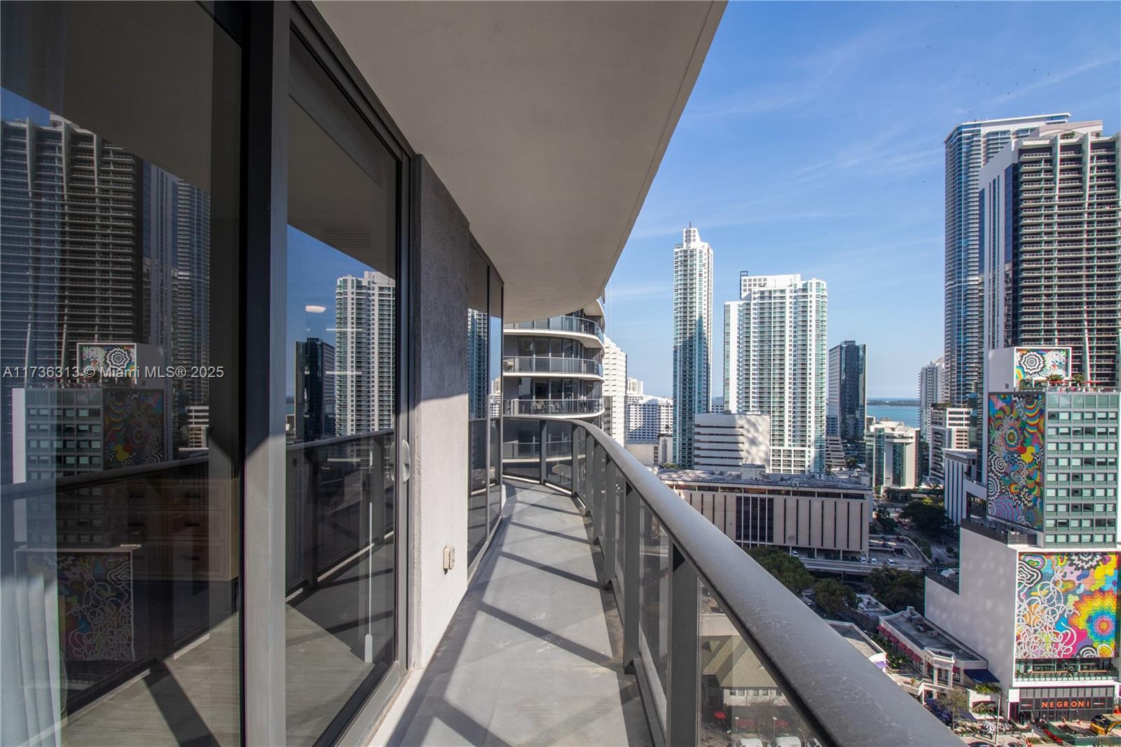 55 SW 9th St #1903, Miami FL 33130
