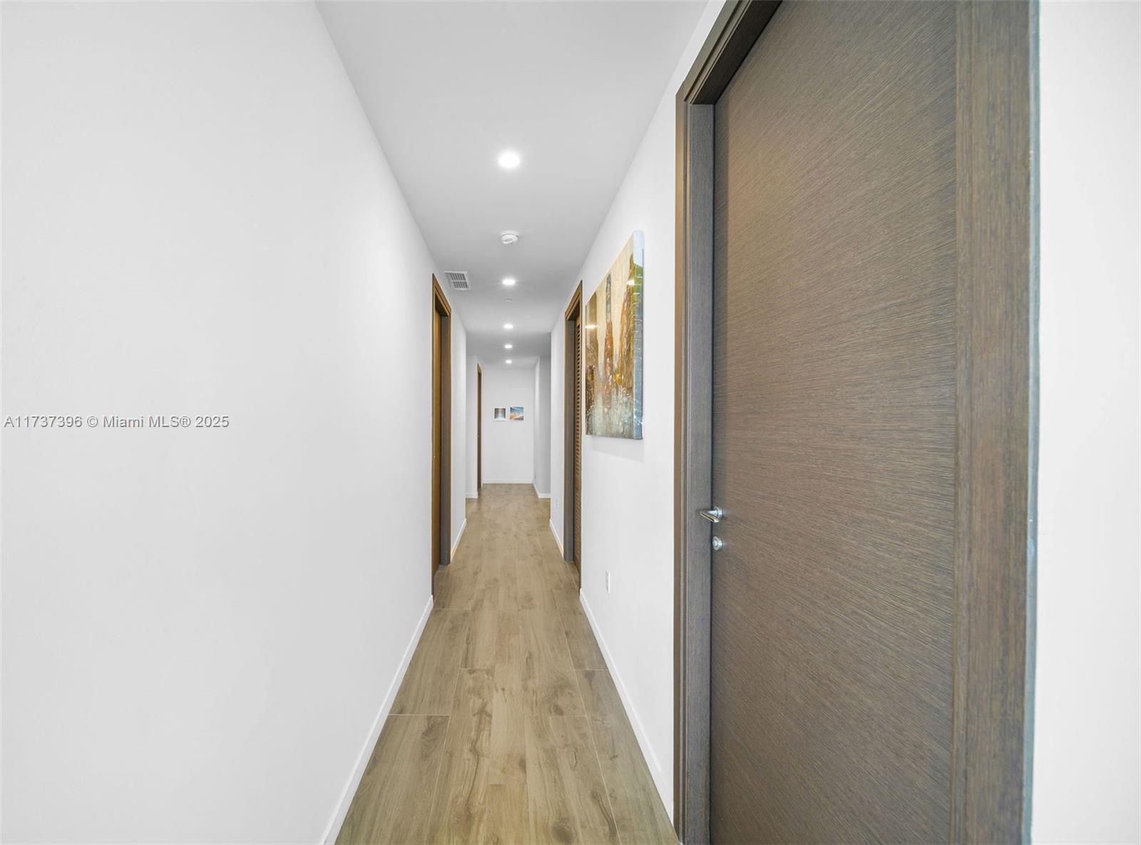 1000 Brickell Plaza #PH5002, Miami FL 33131