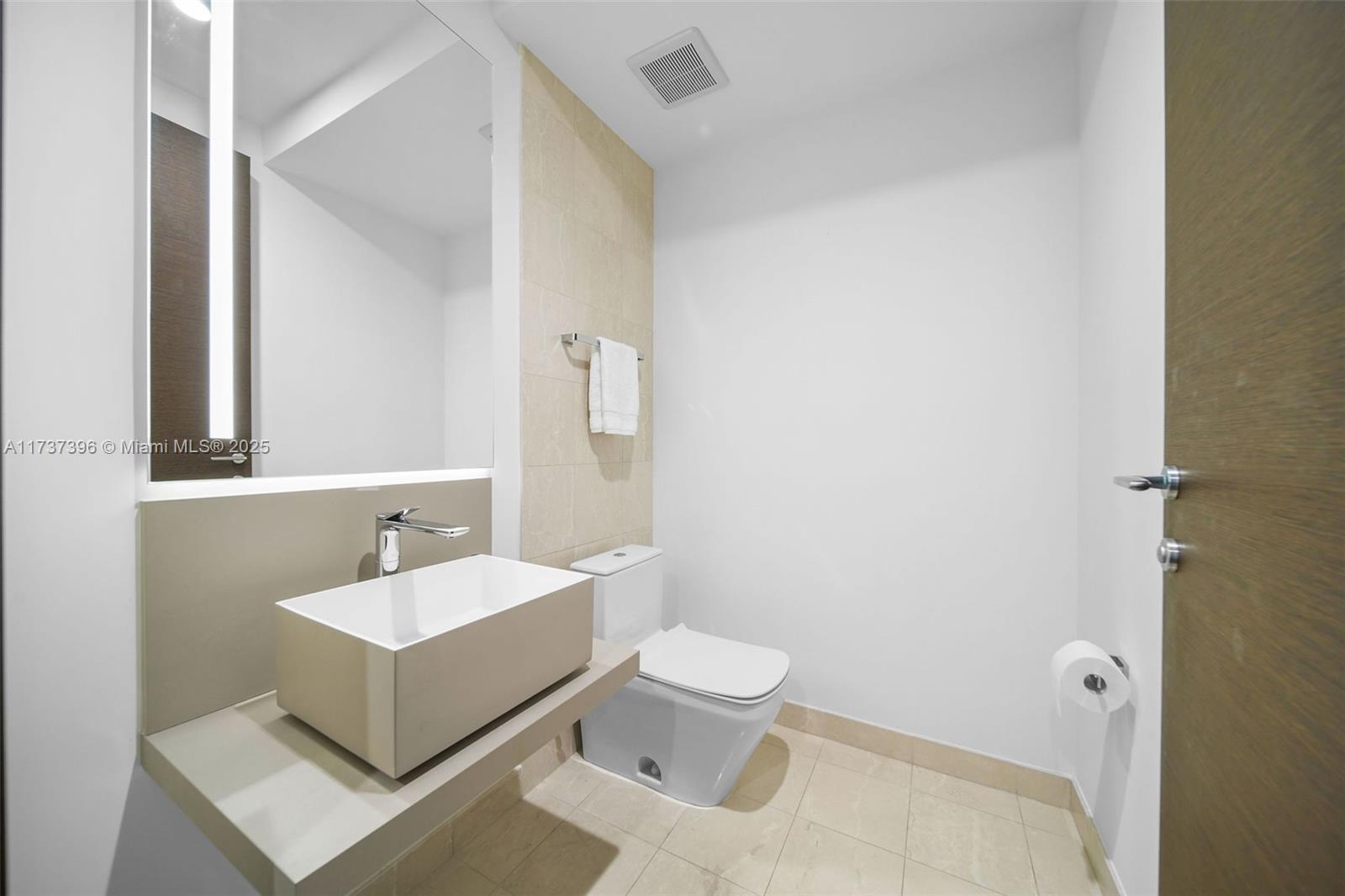 1000 Brickell Plaza #PH5002, Miami FL 33131