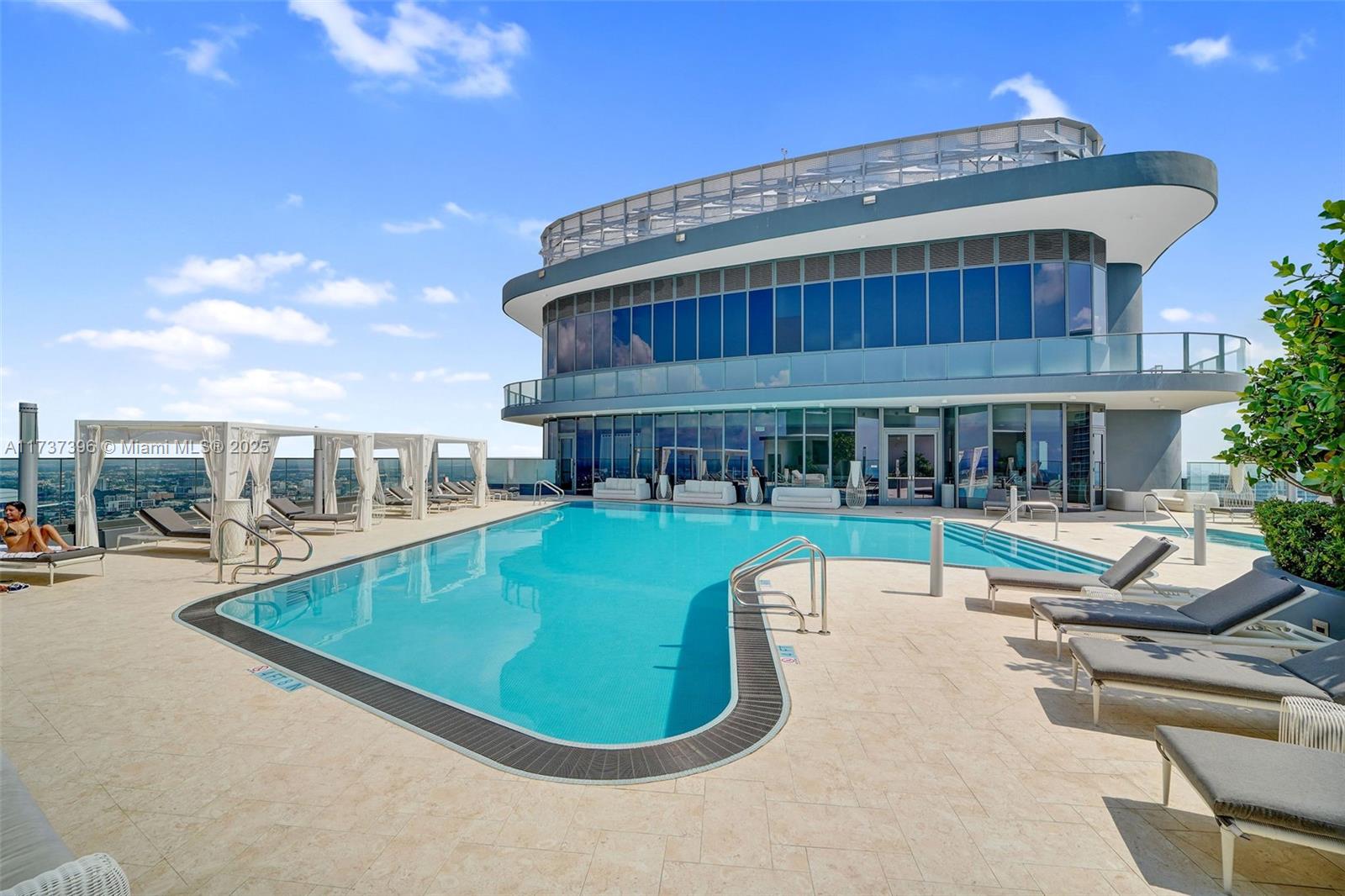 1000 Brickell Plaza #PH5002, Miami FL 33131