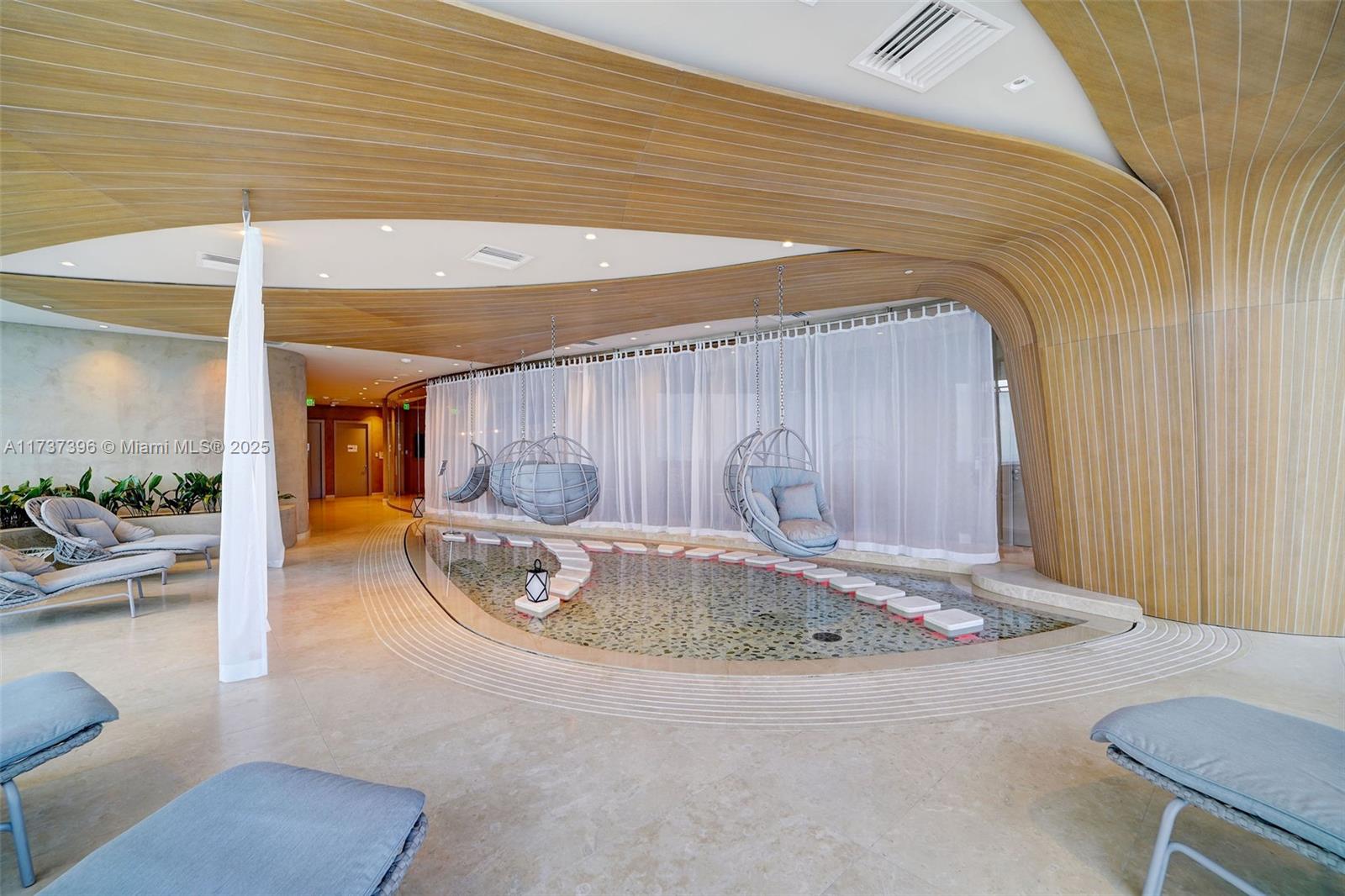 1000 Brickell Plaza #PH5002, Miami FL 33131