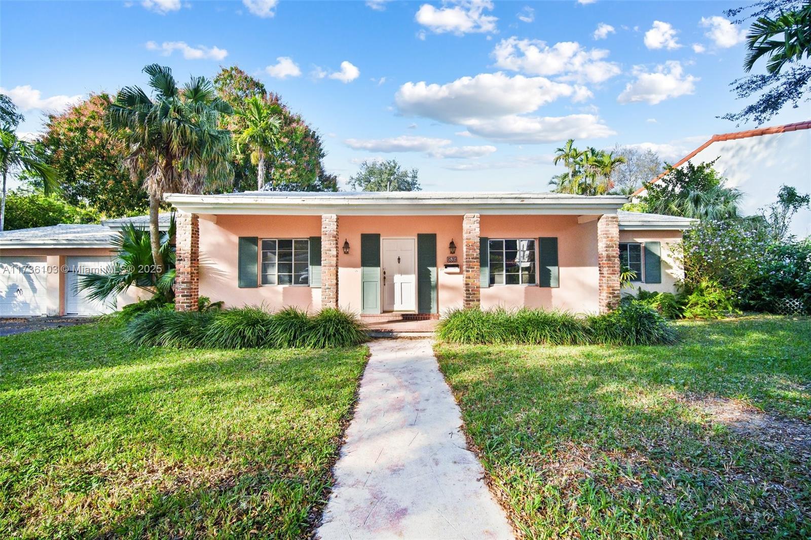 1539 Catalonia Ave, Coral Gables FL 33134
