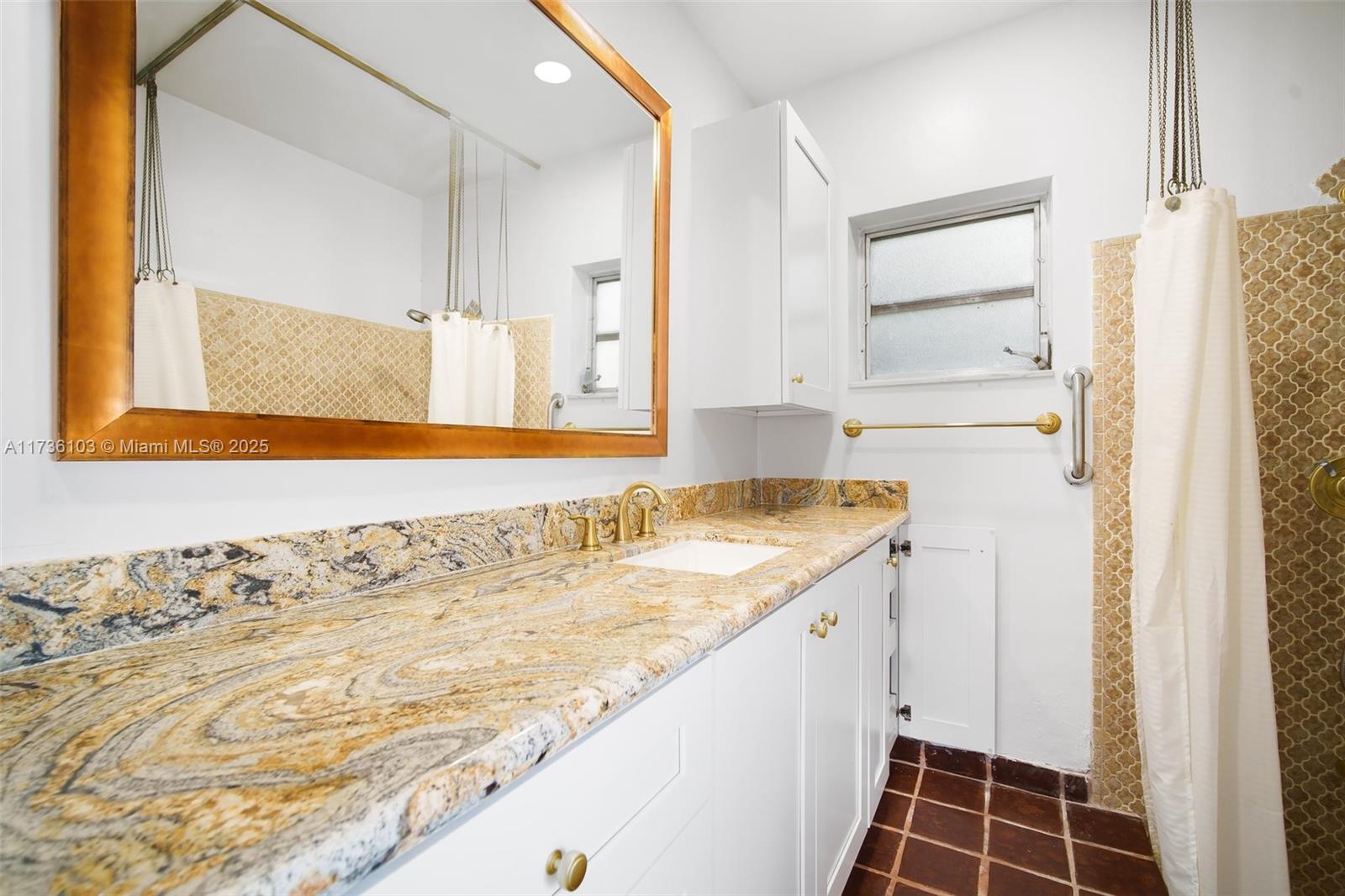 1539 Catalonia Ave, Coral Gables FL 33134