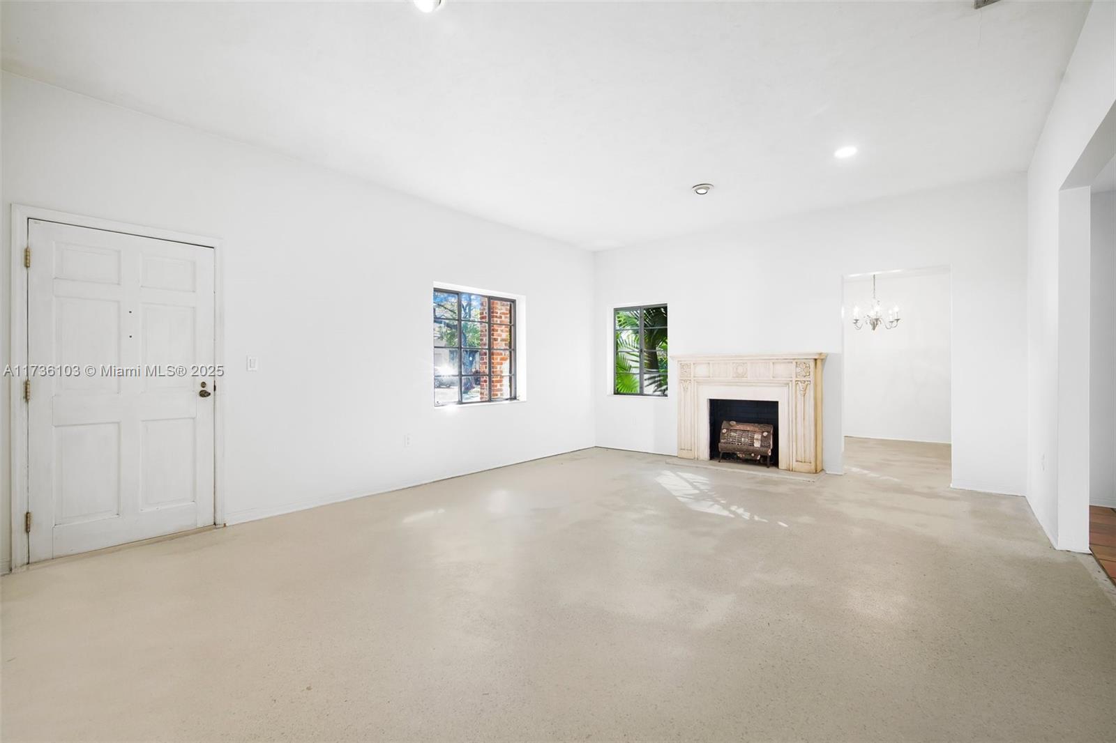 1539 Catalonia Ave, Coral Gables FL 33134