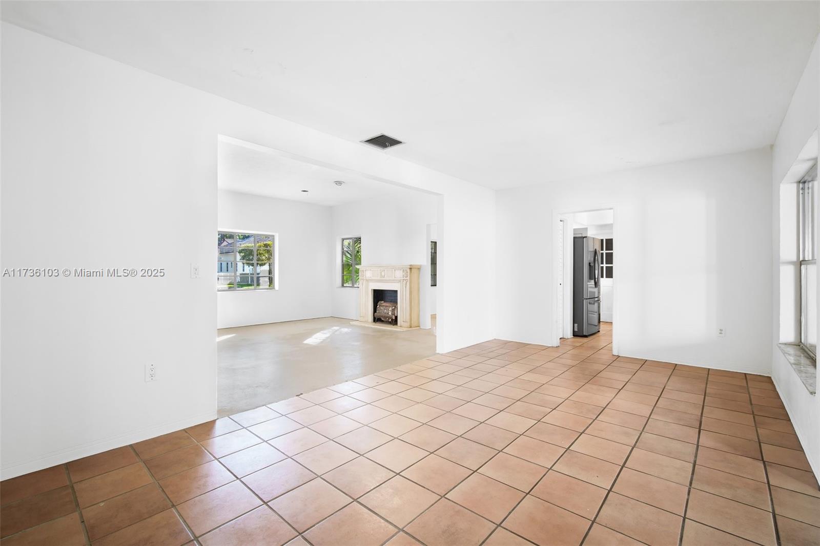 1539 Catalonia Ave, Coral Gables FL 33134