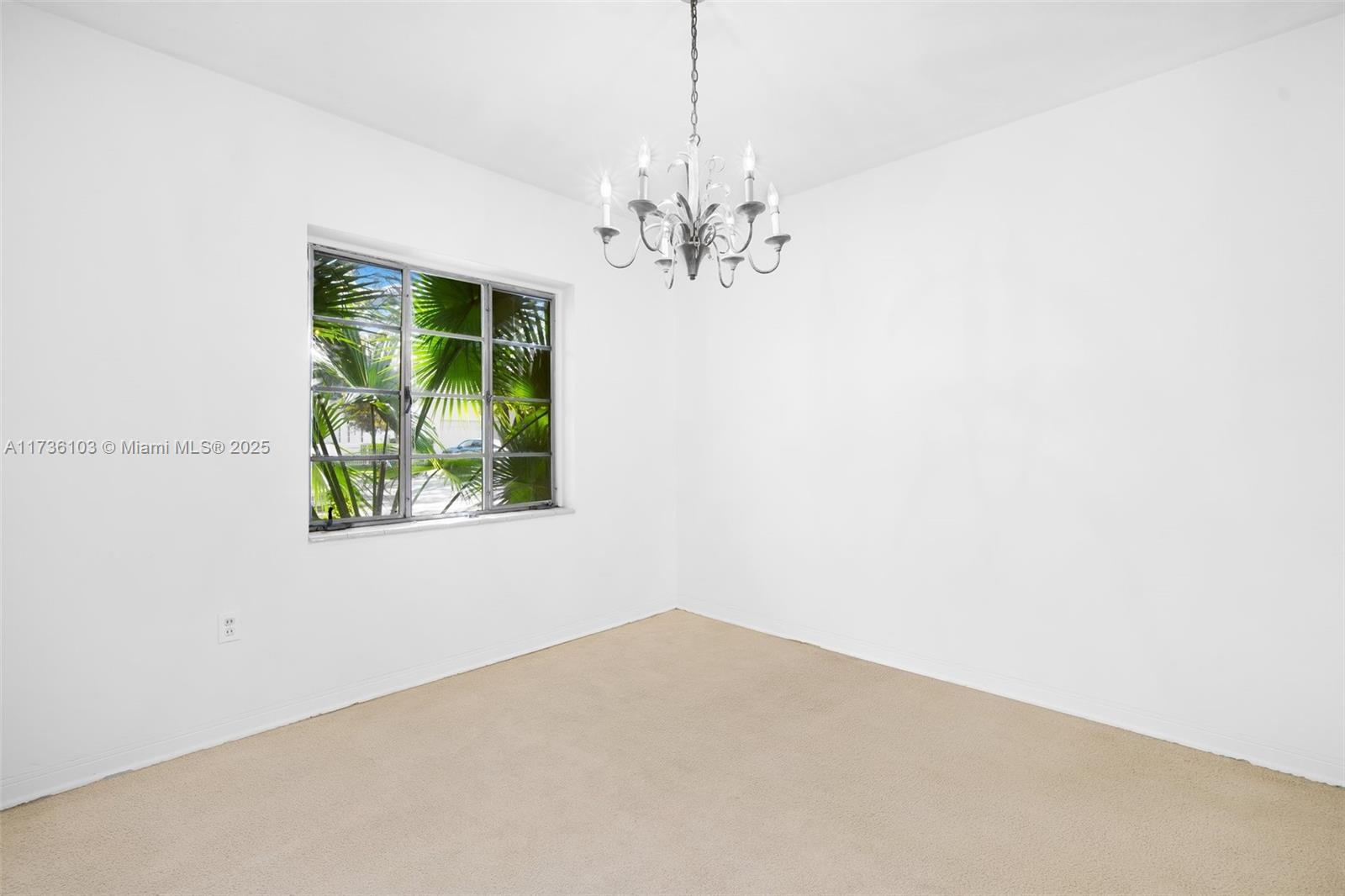 1539 Catalonia Ave, Coral Gables FL 33134