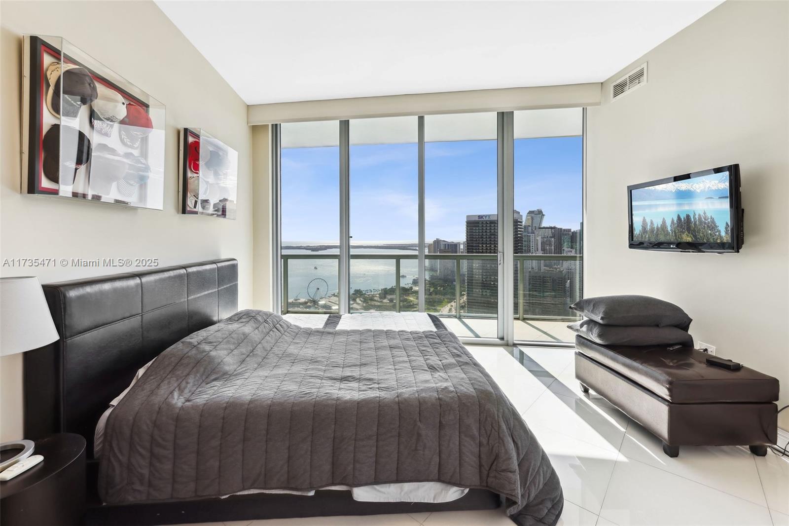 888 BISCAYNE BL #4901, Miami FL 33132