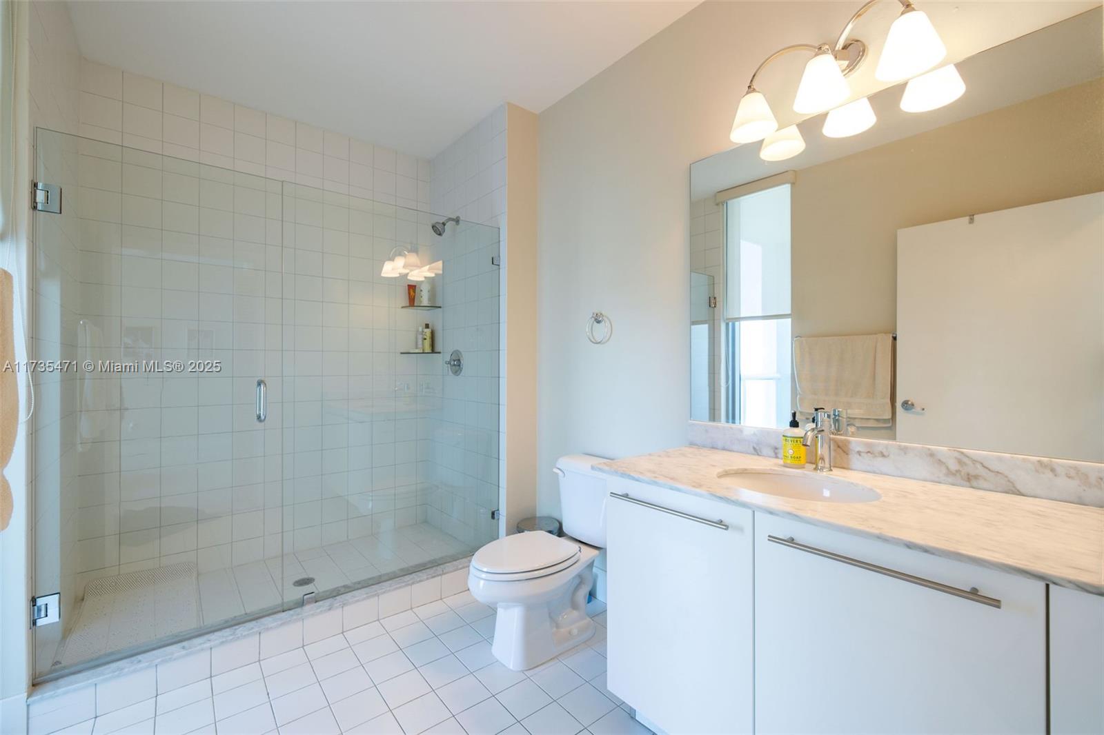 888 BISCAYNE BL #4901, Miami FL 33132