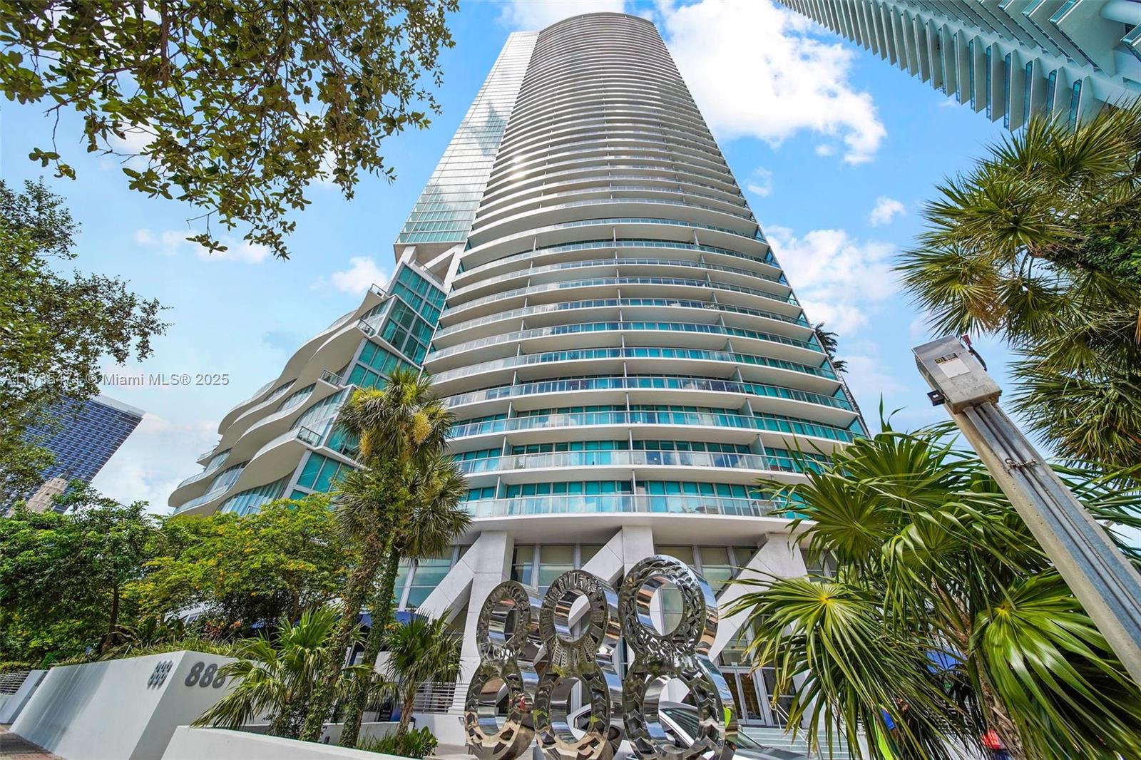 888 BISCAYNE BL #4901, Miami FL 33132