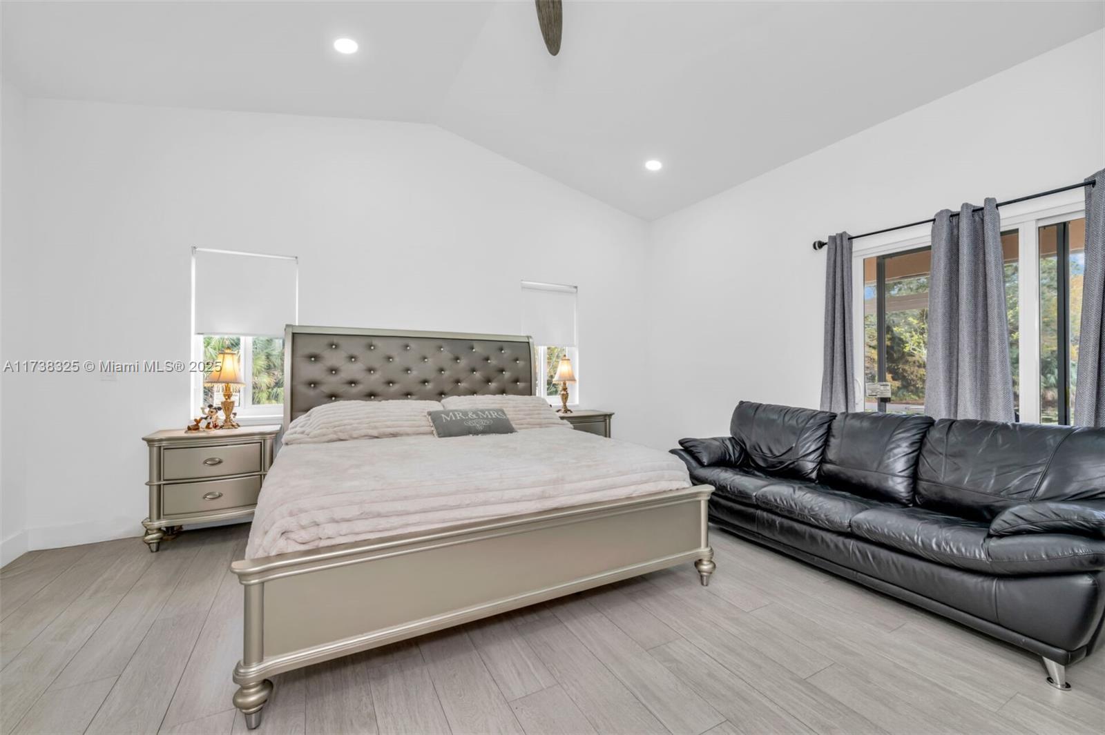 1009 Island Manor Dr, Green Acres, Florida image 9