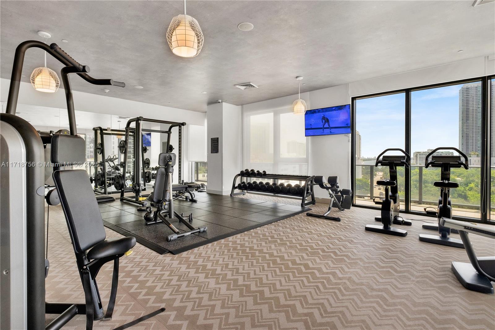 121 NE 34th St #2206, Miami FL 33137