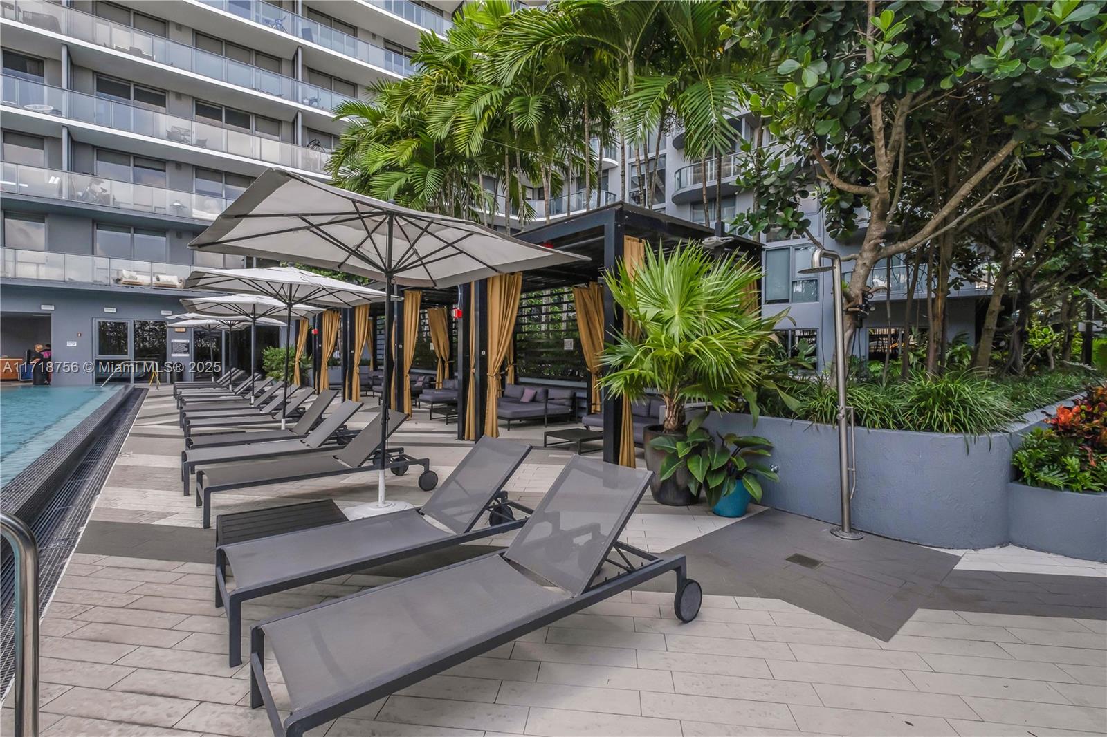 121 NE 34th St #2206, Miami FL 33137