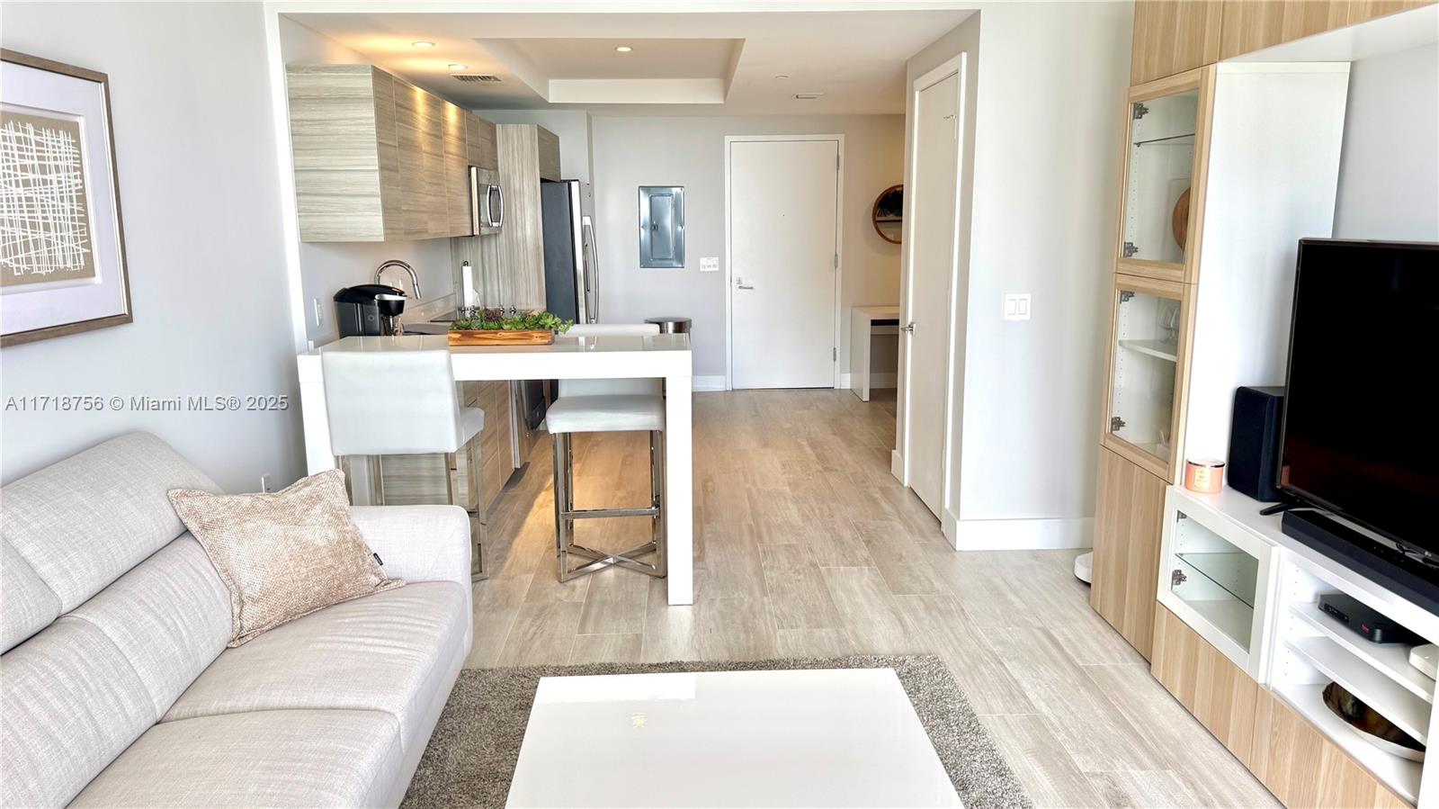 121 NE 34th St #2206, Miami FL 33137