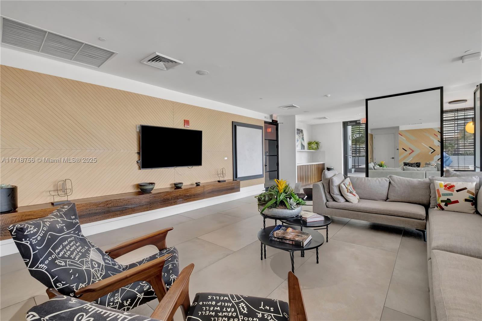 121 NE 34th St #2206, Miami FL 33137