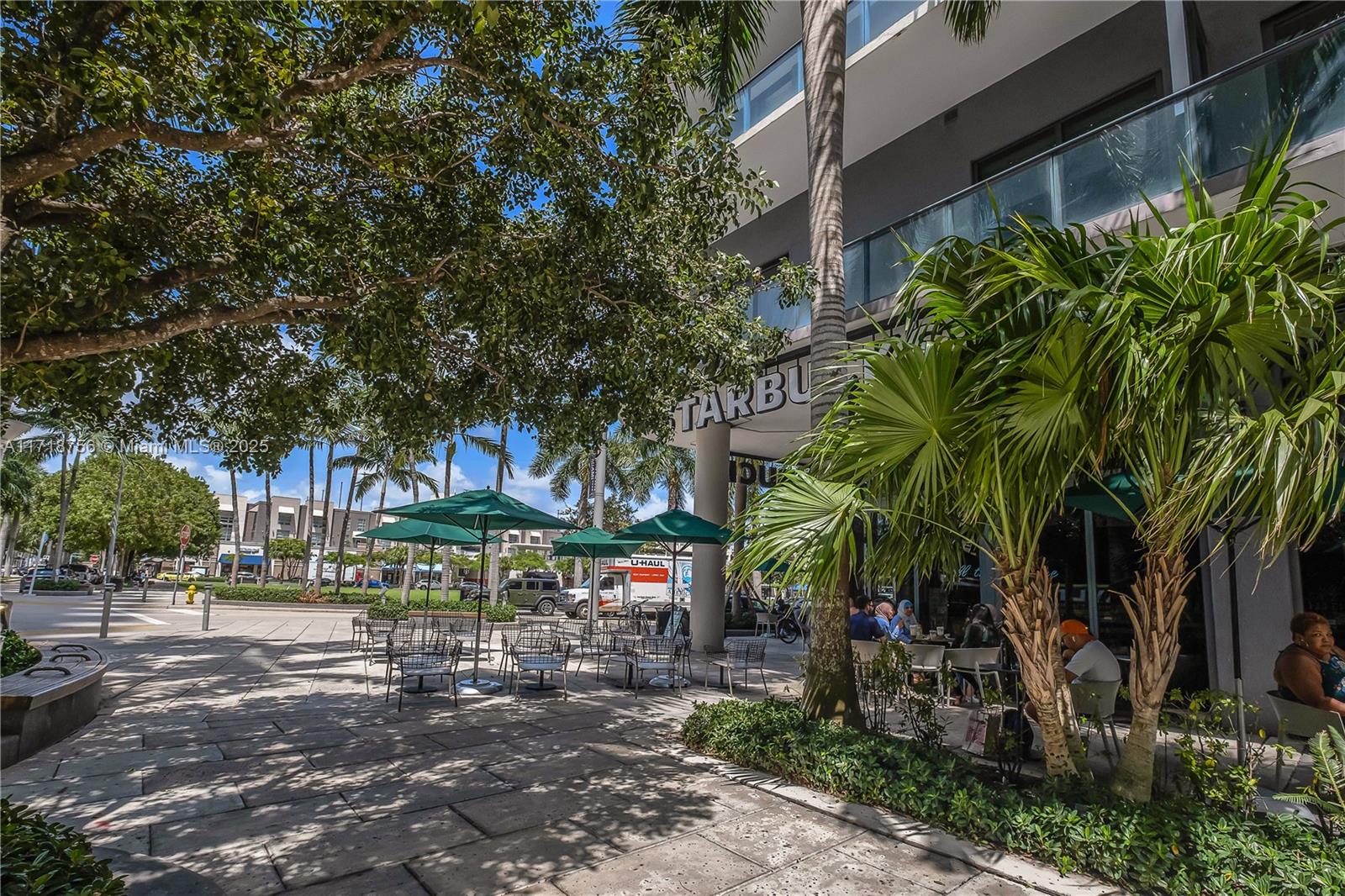 121 NE 34th St #2206, Miami FL 33137