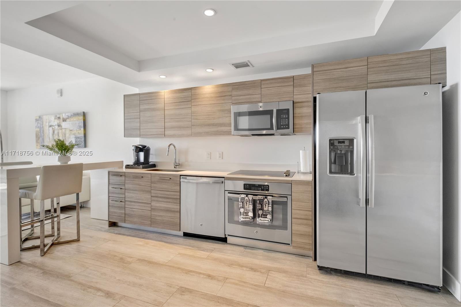 121 NE 34th St #2206, Miami FL 33137