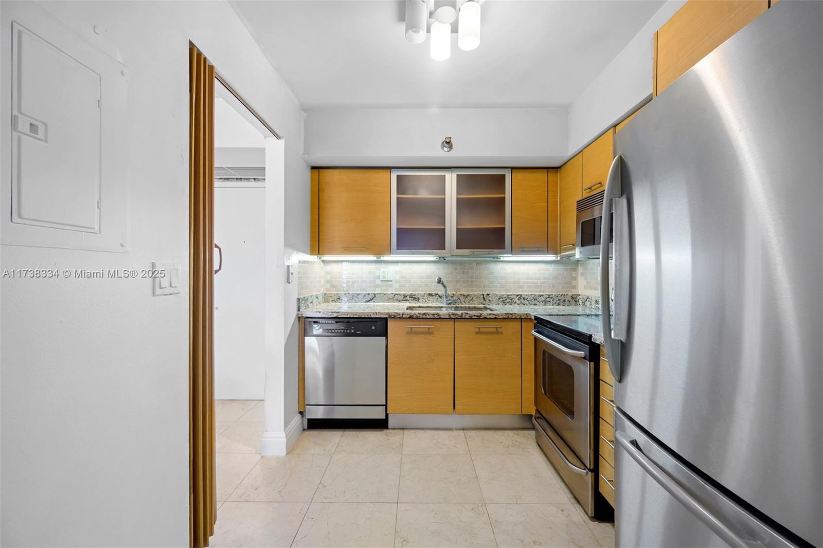Listing Photo 7